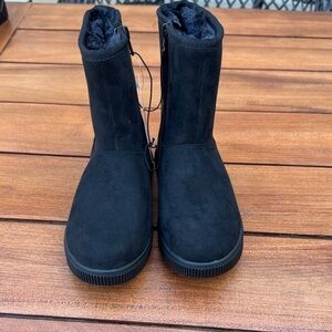 Cat & Jack Kids Black Ankle Boots Size 1 NWT